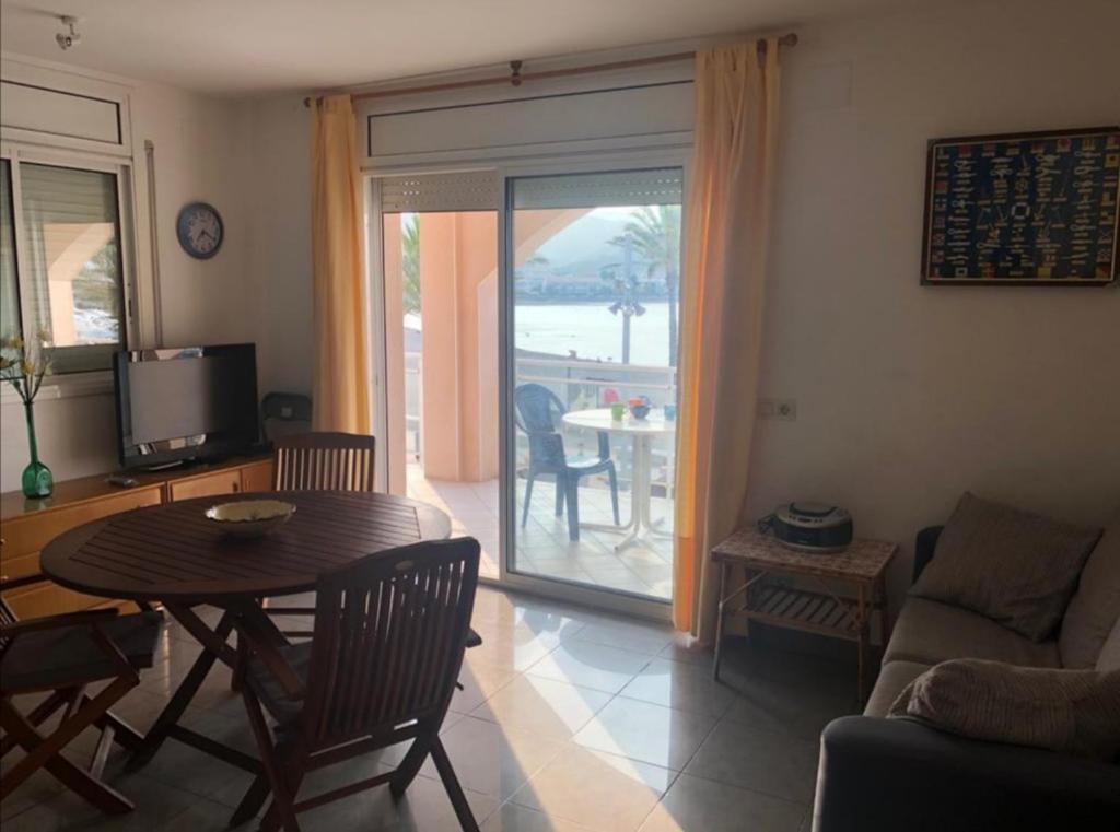 Apartament Platja Del Port Llança Zewnętrze zdjęcie