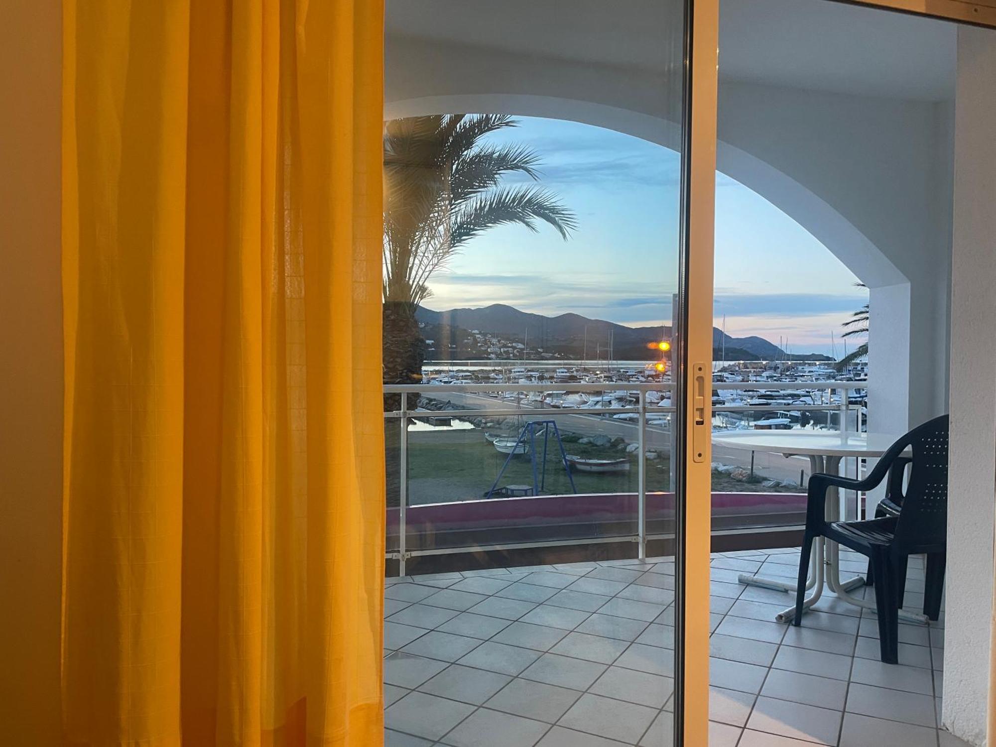 Apartament Platja Del Port Llança Zewnętrze zdjęcie
